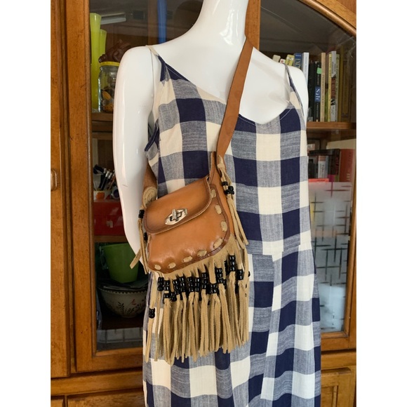 handcrafted leather Tweety bag with fringe - Picture 2 of 15